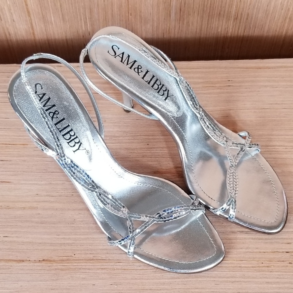 Womens Silver Sequin Heels. Sam & Libby. Size 10